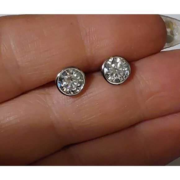 CERTIFIED~2 Carat Genuine Moissanite Round Bezel Set Stud Earrings - Picture 1 of 5
